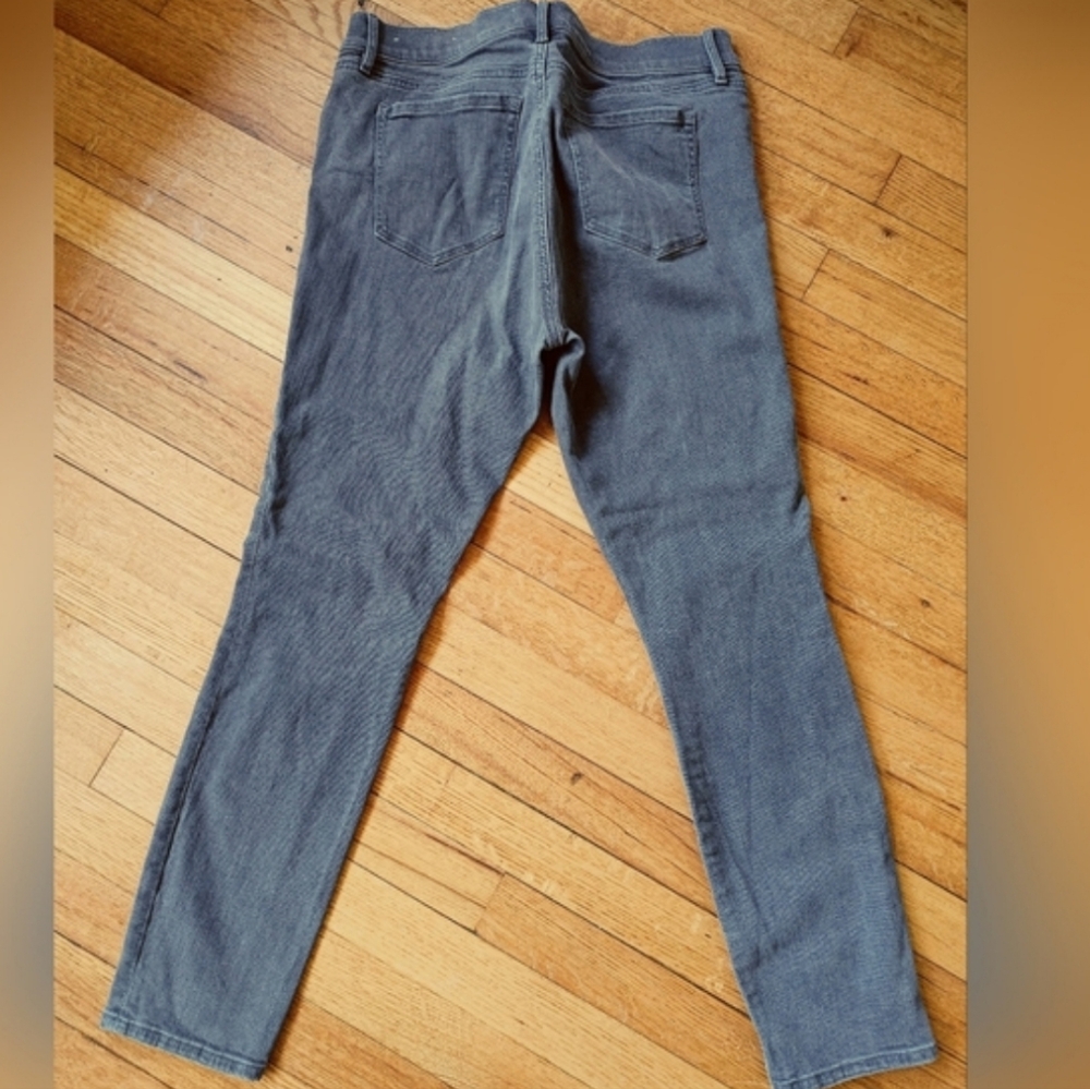 NWOT! Ann Taylor Modern Skinny Jeans, Light Grey Wash, 10P, Mid‑Rise, Polished - Picture 5 of 5